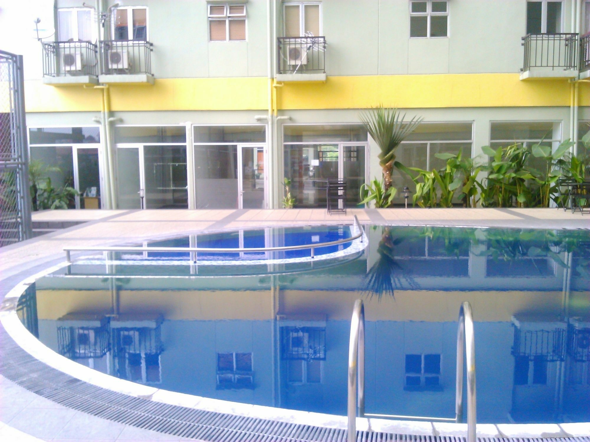 The Suites Metro Apartment - Putri Bandung Luaran gambar